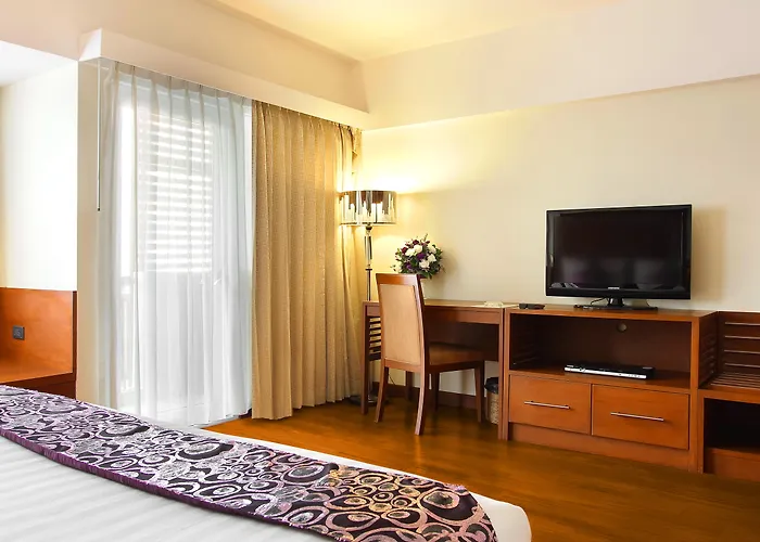 Bally Sukhumvit Hotel 3*